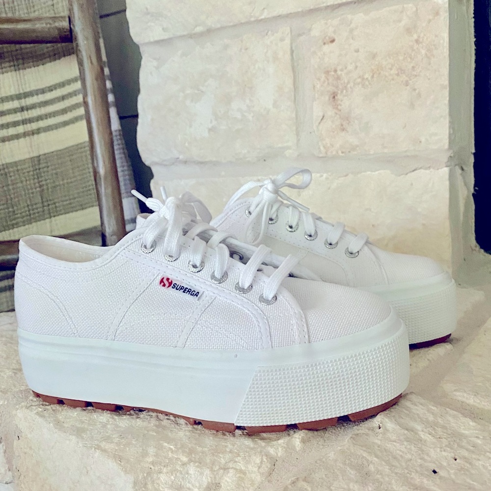 COPY - Superga 2705 Tank flatform sneakers in white canvas with gold eyelets.